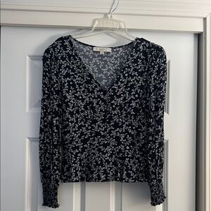 LOFT Women's Navy Floral Top